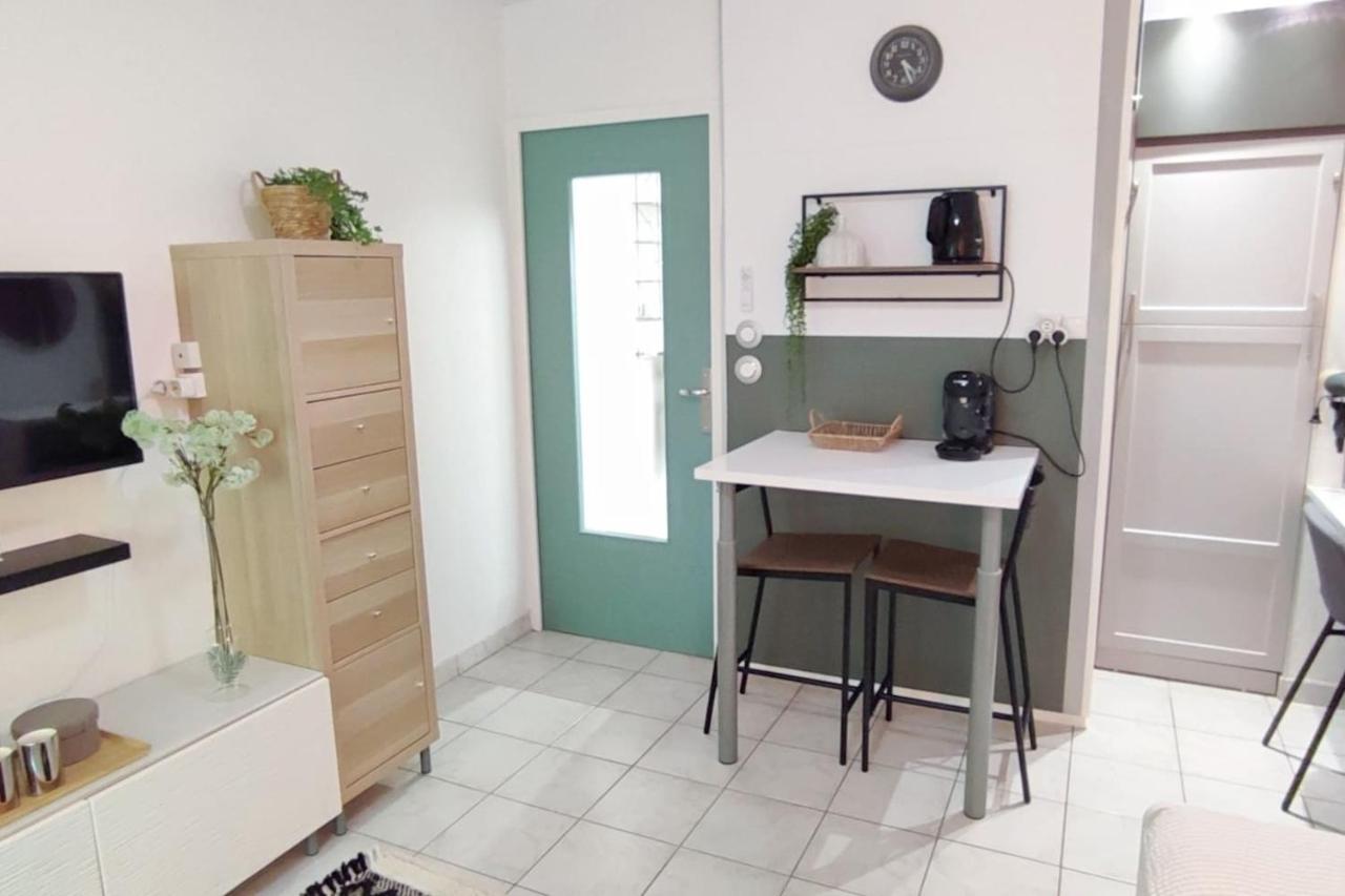Appartamento Ravas Climatise Terrasse Proche Commerces Montpellier
